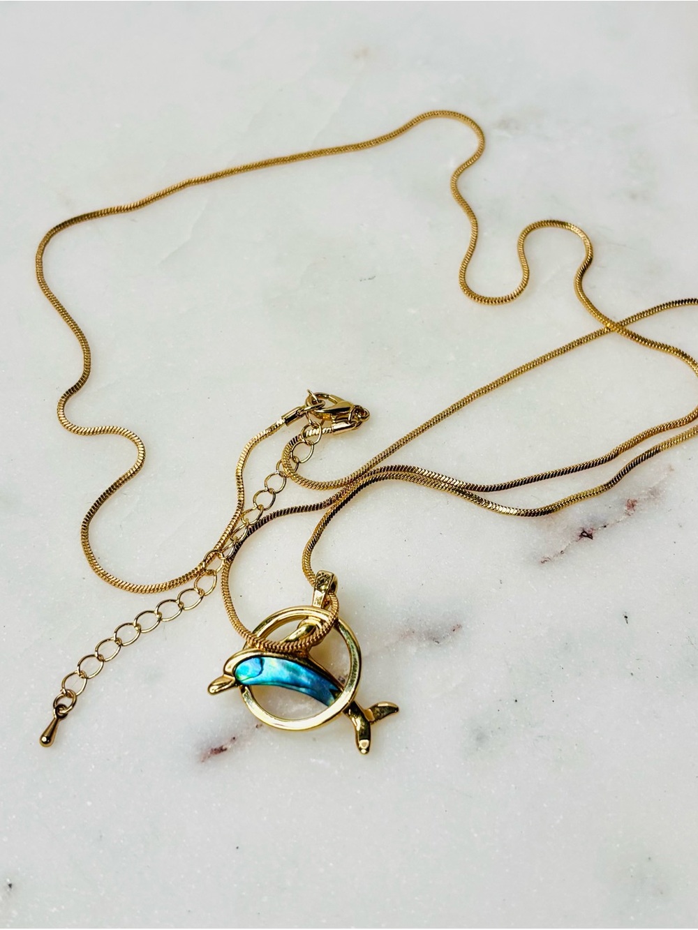 ARIKI Abalone Dolphin 22kt gold plate Pendant Necklace